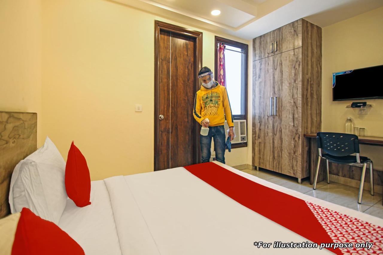 Oyo Flagship 69860 Mastana Palace Hotell Varanasi Eksteriør bilde