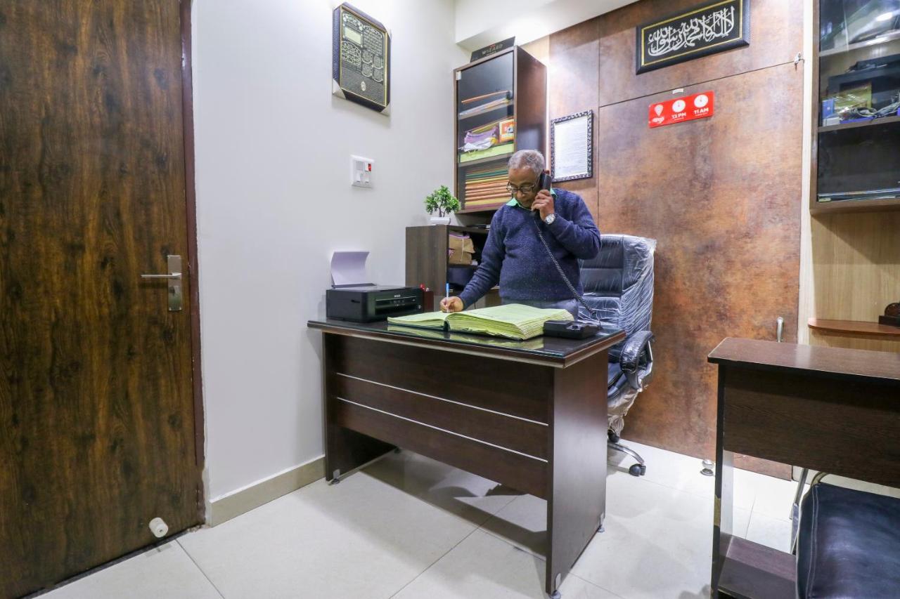 Oyo Flagship 69860 Mastana Palace Hotell Varanasi Eksteriør bilde
